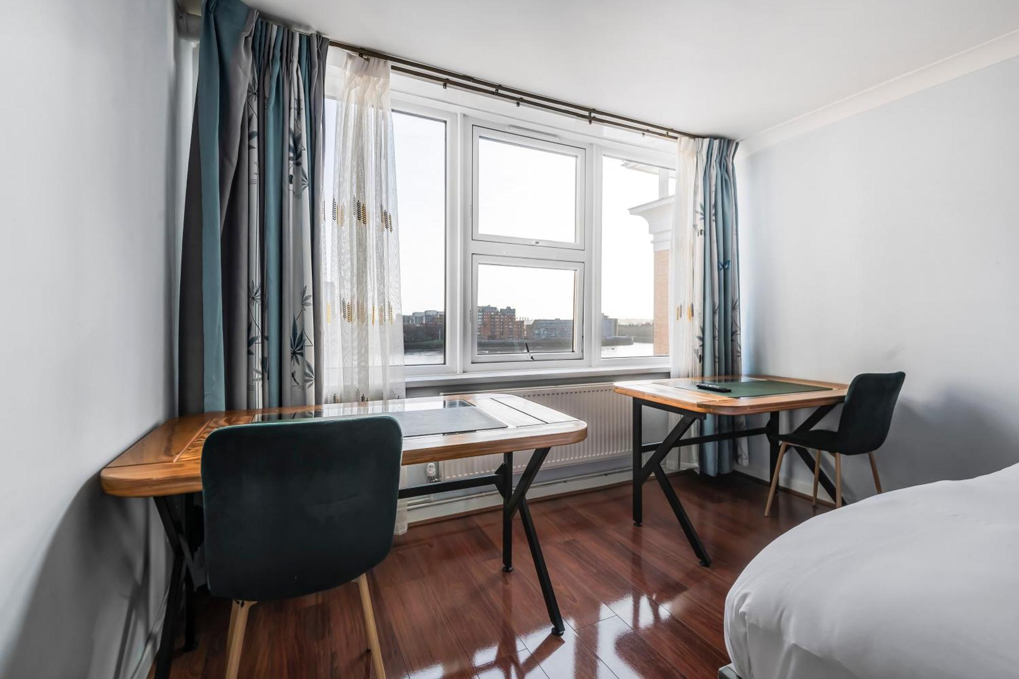 Riverside 3Br With Easy Transport 20Mins To City Centre Лондон Екстериор снимка