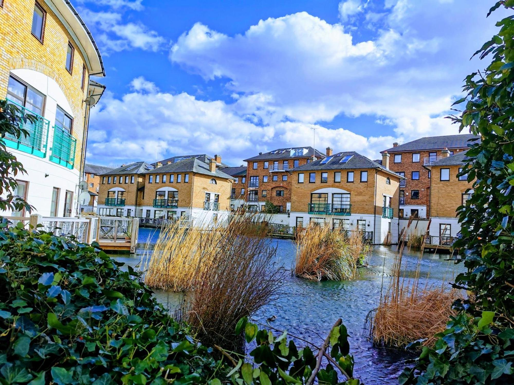 Riverside 3Br With Easy Transport 20Mins To City Centre Лондон Екстериор снимка